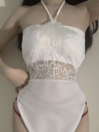 小芋泥yyy抖音微密圈付费内容,她的独特穿搭风格为何圈粉无数?