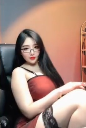 抖音网红我是洋洋本人会员定制舞蹈视频黑料被曝！