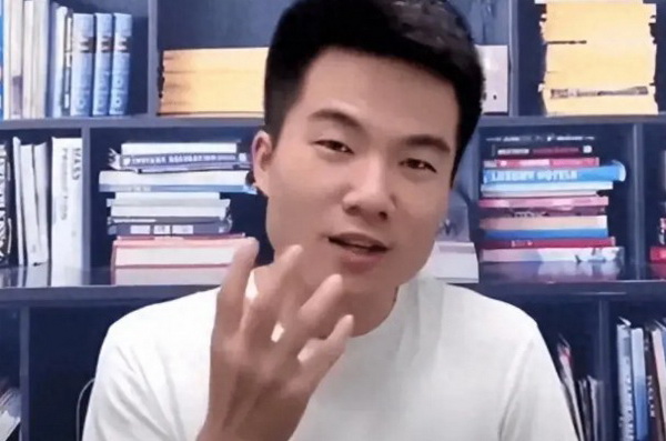 东方甄选小编出卖董宇辉?CEO东方小孙怒怼饭圈文化引众怒