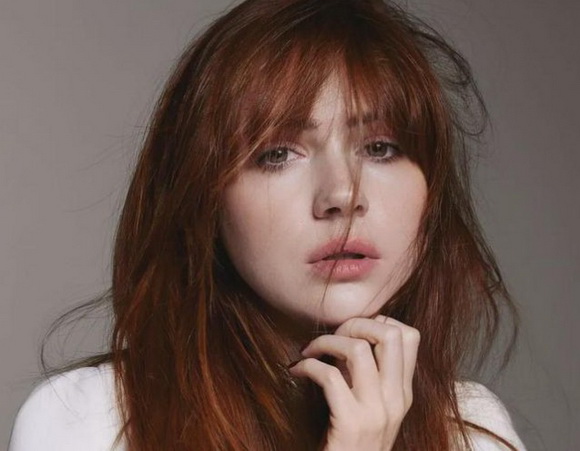 为艺术献身的明星“凯伦·吉兰”,漫威第一美腿“星云”