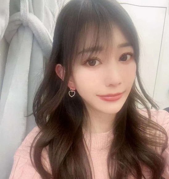 来自业界两位御姐的绝杀，泷本?叶和苍乃美月的腰臀比绝了！