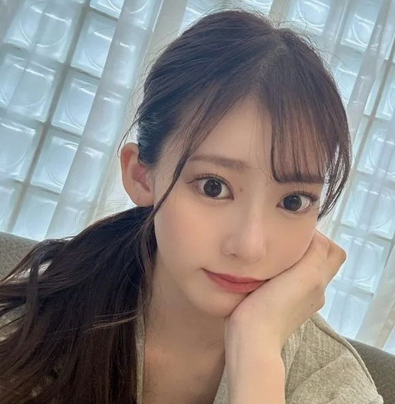 00后的业界人间尤物,大长腿新人“枫芙爱”!