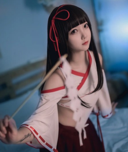 清新脱俗的国产宝贝!认识一下微博女网红“名濑弥七”!