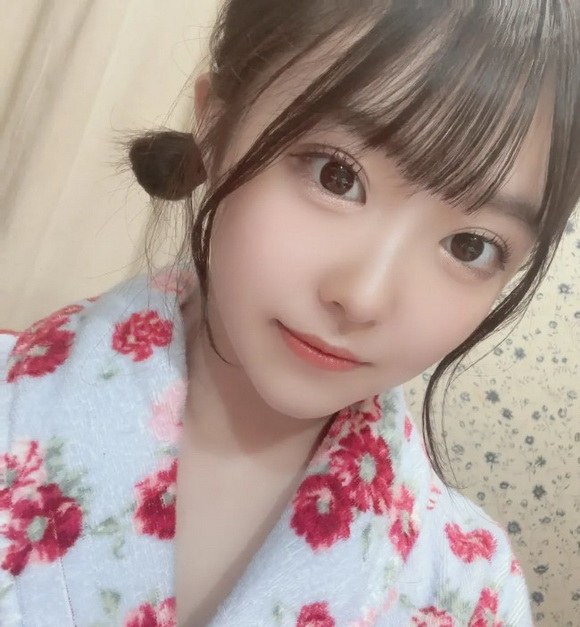 岛国142cm的童颜却拥有爆炸的大灯美少女:月本海?D