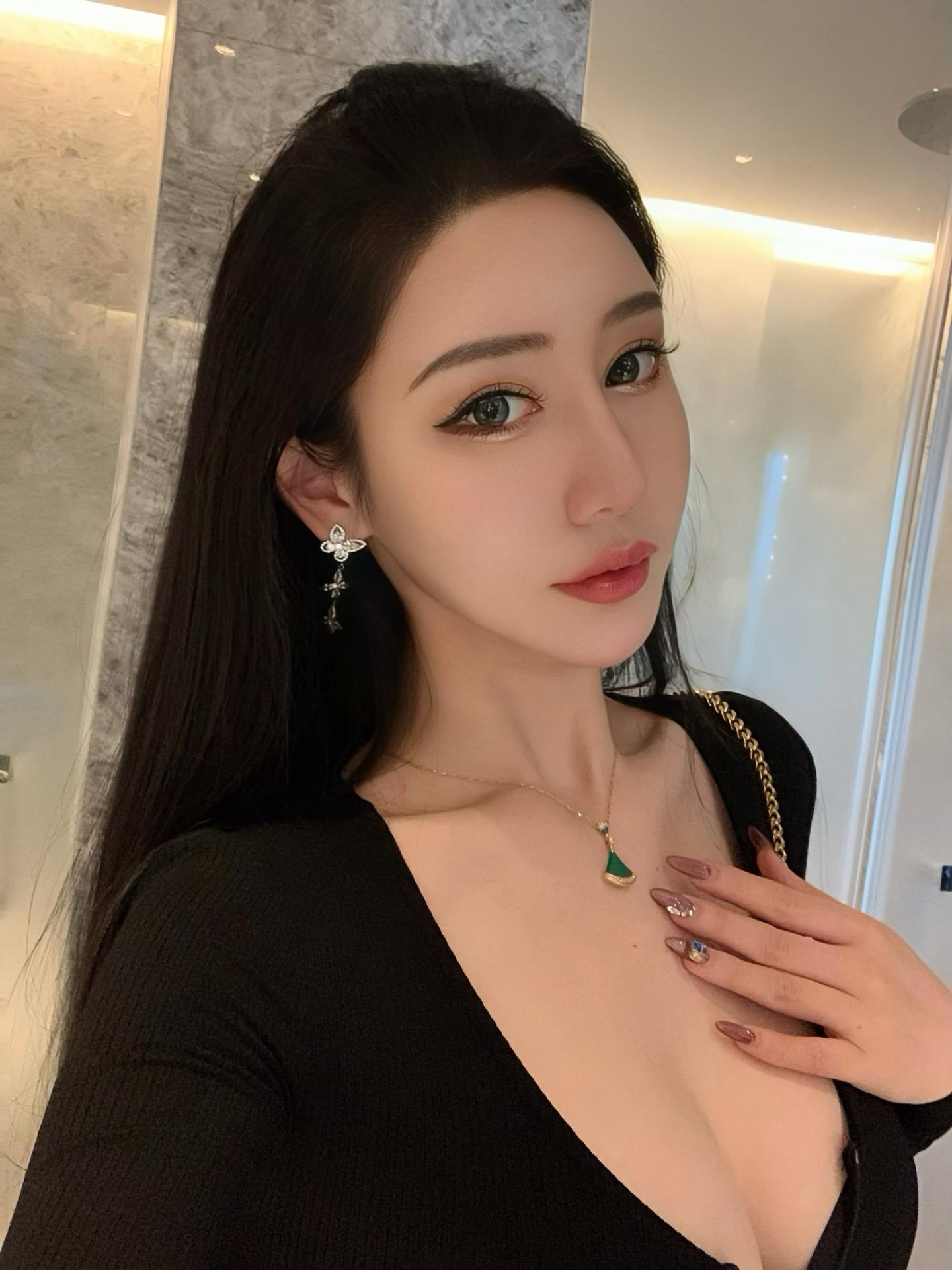 不爱笑的赛琳微密圈收费视频,独家内容深度解析