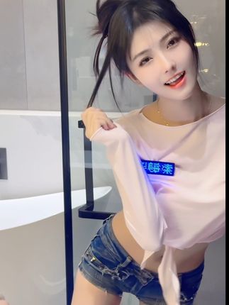 梅美baby的清新风格,微密圈图片赏析,感受她的独特魅力