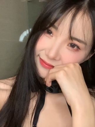 智桃lucky微密内容分享,抖音上的反差萌系女神智桃作品合集