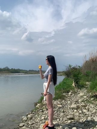 智桃lucky微密圈资源图片赏析,完美身姿与高贵气质的展示