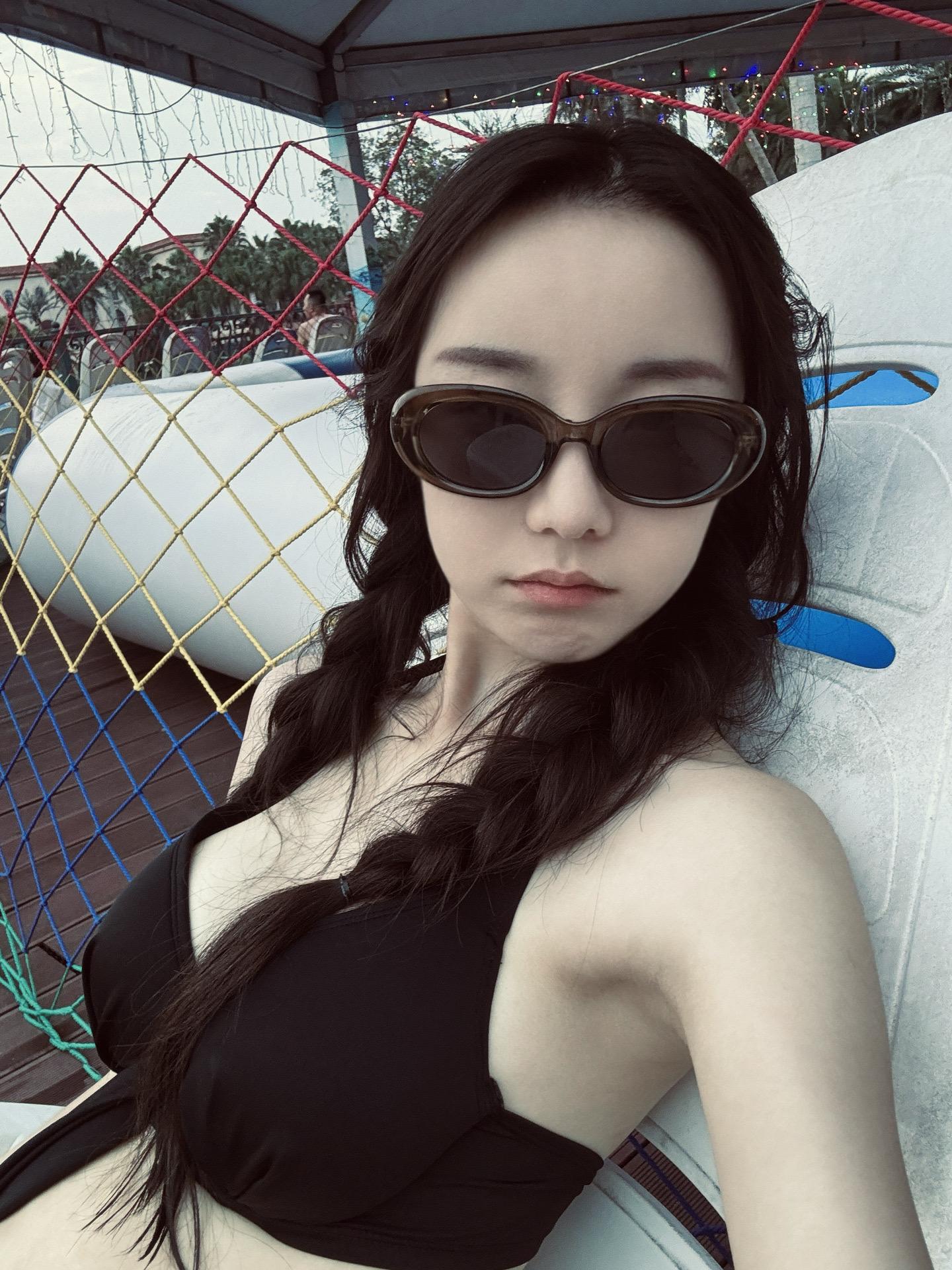 智桃lucky微密圈作品全记录,抖音智桃lucky的颜值与魅力完美结合