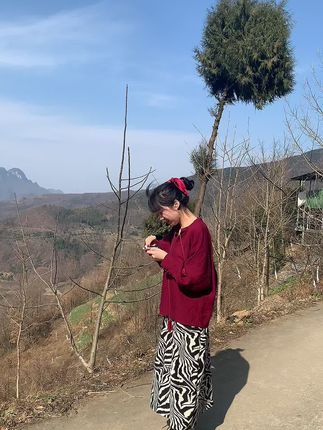 抖音颜值博主任智桃微密圈资源,智桃Lucky的水蜜桃般童颜超吸睛