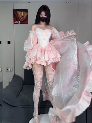 微密圈抖音阿尔卑香小狗子图集打包下载,收集她的每一张照片