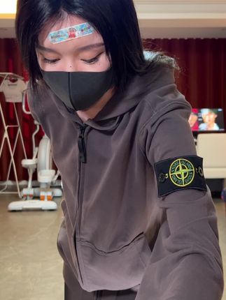 微密圈抖音阿尔卑香小狗子图集打包下载,收集她的每一张照片