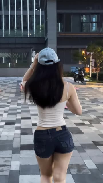 抖音美女詹妮-詹詹微密圈美图资源合集美不胜收的视觉享受,深度解析詹妮的视觉艺术风格