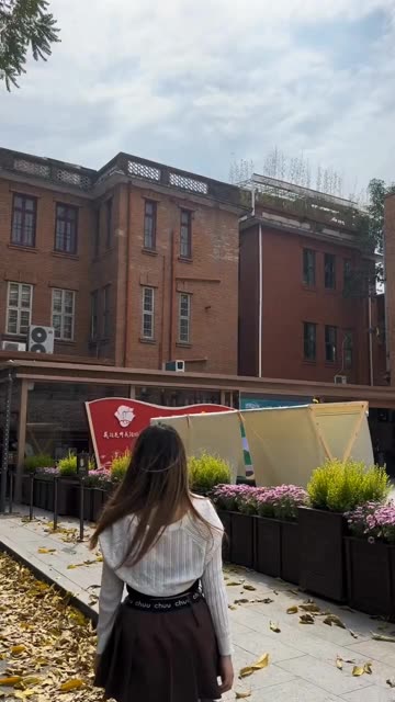 抖音晴天小猪本猪微密圈资源,娇小可爱堪称减速带