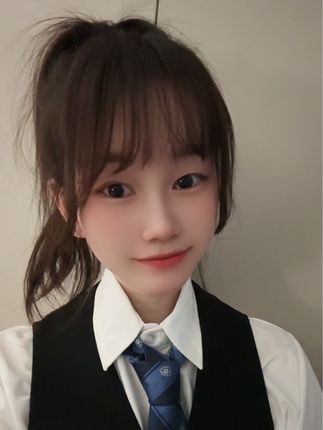 林扣弦微密圈视频照片合集,探索她的清新与性感