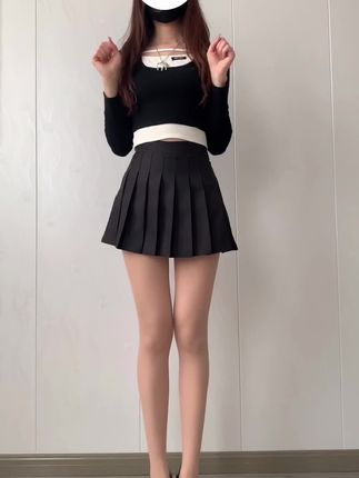 林扣弦的微密圈图集分享,纯欲感爆棚的吊带妹妹作品赏析