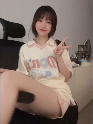 微密圈_林扣弦的反差萌魅力,抖音200万粉丝的共同选择