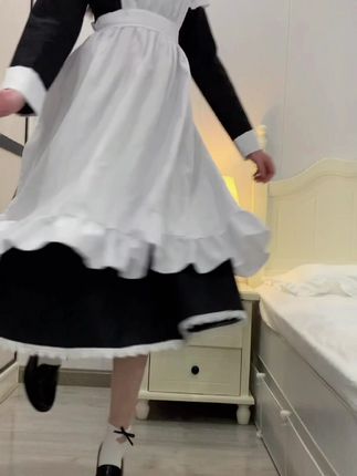 微密圈_林扣弦吊带作品大揭秘,探索她的独特魅力
