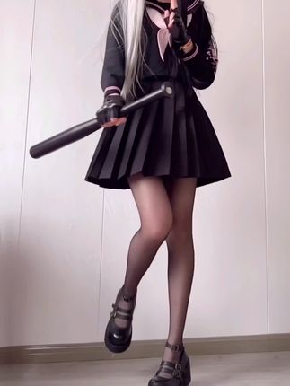 微密圈_林扣弦吊带作品大揭秘,探索她的独特魅力