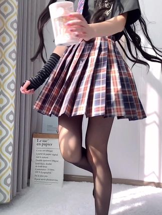 【微密圈】林扣弦清凉照片合集她的圈子有什么特别的?抖音202万粉丝真情实感