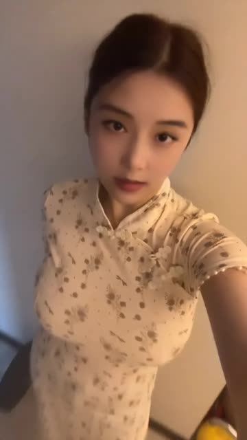抖音美了个滢微密圈嘉宾作品鉴赏,她的作品为何如此吸引人?