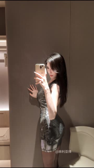 麻利亚辣微密圈9月最新作品新鲜出炉的精彩,迷人的风采再现