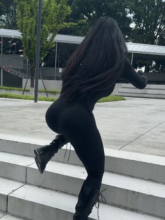 宋昱欣微密圈全部图片欣赏因个性成功出圈!宋昱欣的成功之路