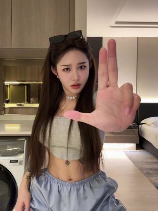 宋昱欣微密圈美图欣赏,宋昱欣的健身与美的结合