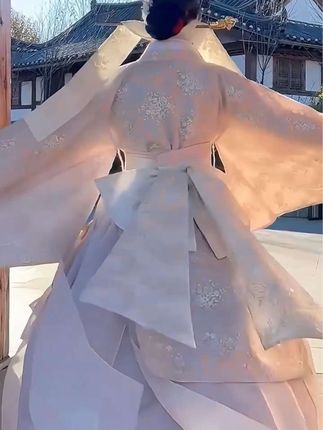 【猪小七】微密圈写真作品合集分享,猪小七的私密美图曝光