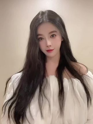 微密女神猪小七图集男士眼中的街拍女神,猪小七街拍女神之路,魅力无限