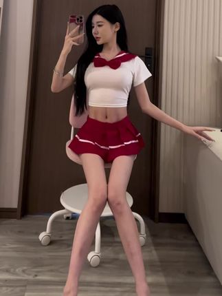 黎允熙baby的微密圈会员图集,她的时尚穿搭美妆技巧分享