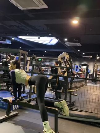 李嘉欣97微密圈“红色伊人”资源,时尚与性感的完美结合