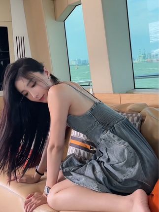 健身时尚女神李嘉欣97,微密圈写真图集带你领略她的魅力