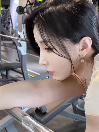 抖音李嘉欣97微密高清照片资源分享,全网最全合集!