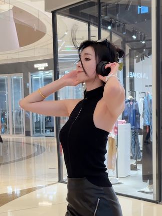 李嘉欣97微密圈门槛圈子揭秘,她是如何成为网红的?