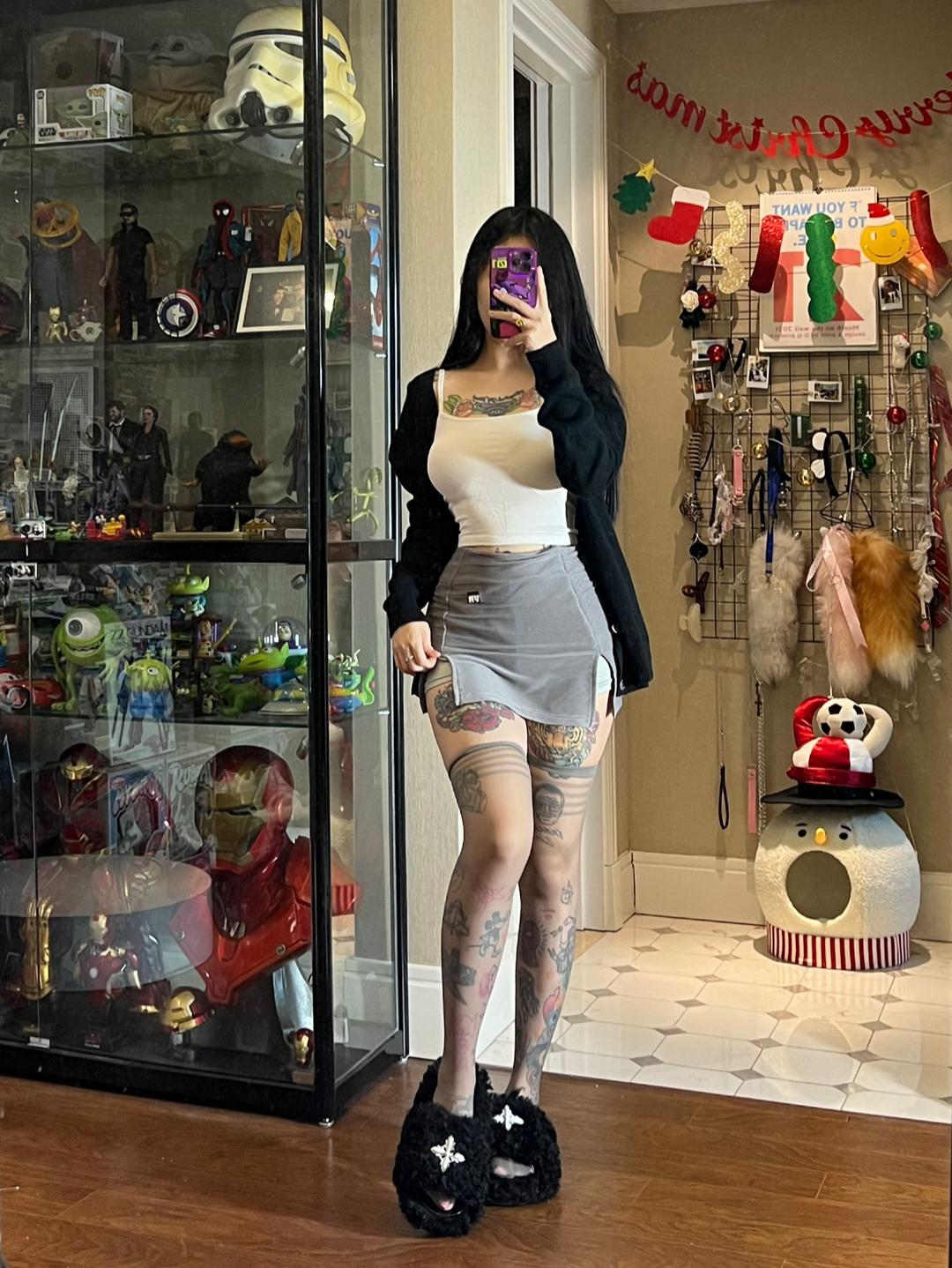 抖音卡通百科老王圈子照片,微密圈纹身独特风采引热议