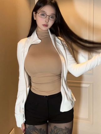 卡通百科老王的微密圈生活,她的粉丝如何评价?