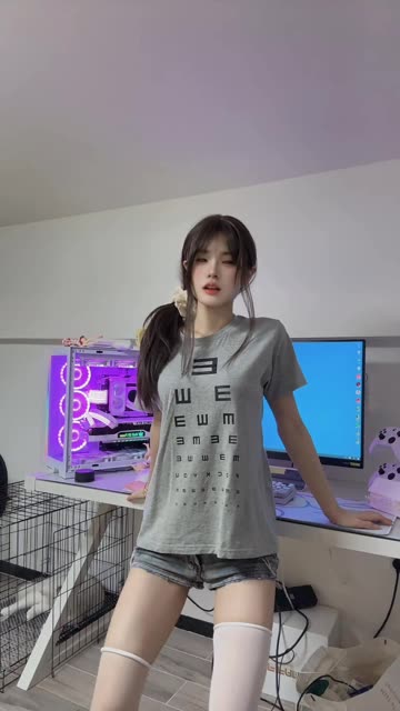 给乔买裙子清纯乔微密圈合集,全网资源完全整理