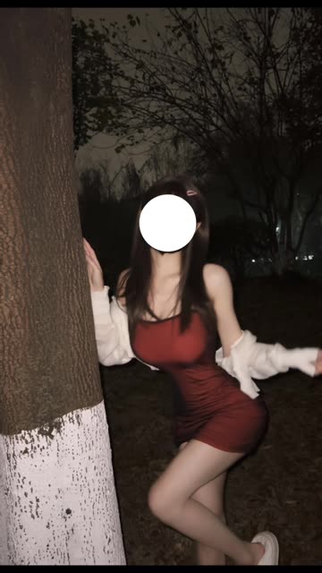 乔妹微密圈图片分享,给乔买裙子的作品风采独特