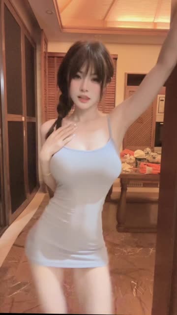 给乔买裙子微博最新动态揭秘,微密圈资源丰富,粉丝热议