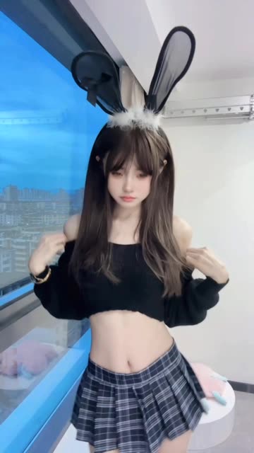 乔妹微密圈最新合集分享,给乔买裙子的作品为何如此热门?