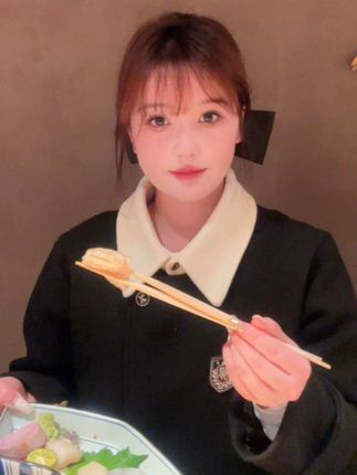 「十万口草莓粥粥」微密圈写真合集,无水印高清资源分享