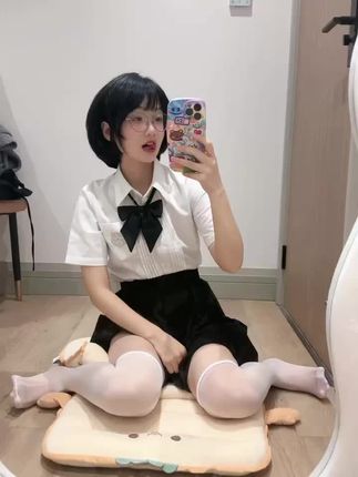 胜利的小生活(王胜利)微密圈图集,双马尾造型超甜美