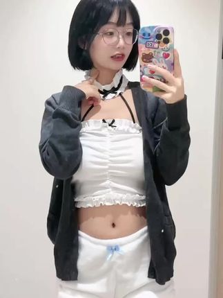 胜利的小生活(王胜利)微密圈图集,双马尾造型超甜美