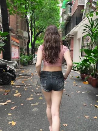 微密圈尺度写真合集可可西yyy的独家性感展示