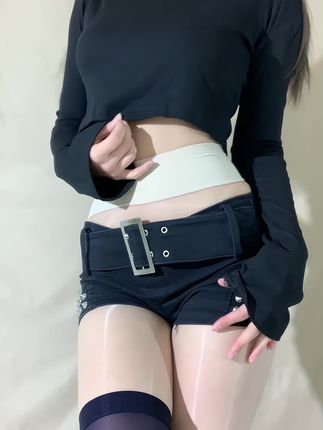 徐绾绾y的黑丝套图,微密圈独家发布,经典作品全收录