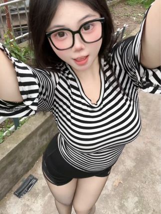 可爱的肉巴微密圈图片大公开,全新作品让你目不转睛