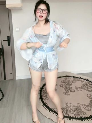 微密圈#嘉宾专享#可爱的肉巴,震撼清凉内衣作品解析