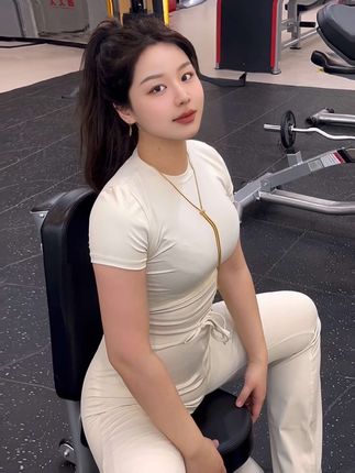 月球造梦家微密圈独特内容,她的照片为何备受关注?