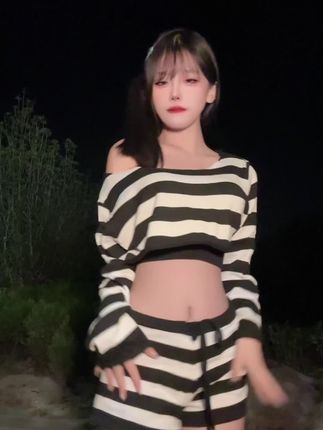 惊艳萱福晋微密圈图片集,艺术感十足的作品分享